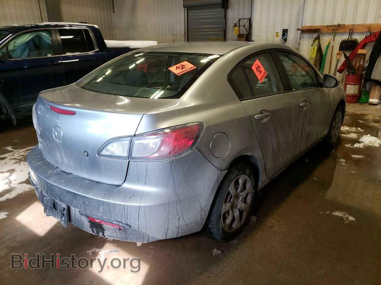 2011 MAZDA 3 - VIN: JM1BL1UF2B1409361 - Фото 4