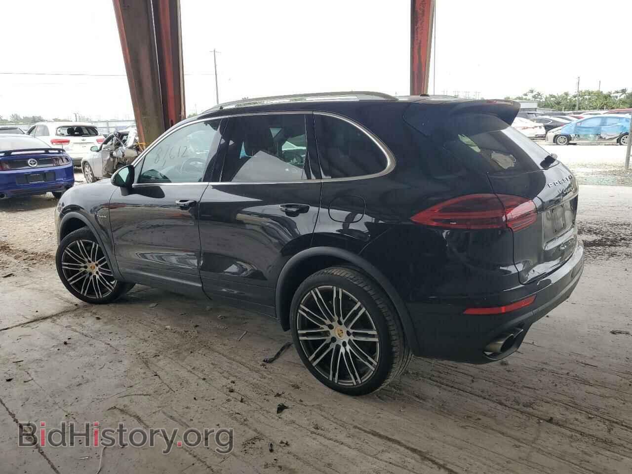 2016 PORSCHE CAYENNE - VIN: WP1AE2A20GLA61941 - Фото 2