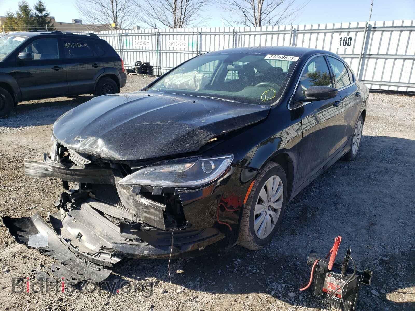 2015 CHRYSLER 200 - VIN: 1C3CCCFB7FN726923 - Photo 2