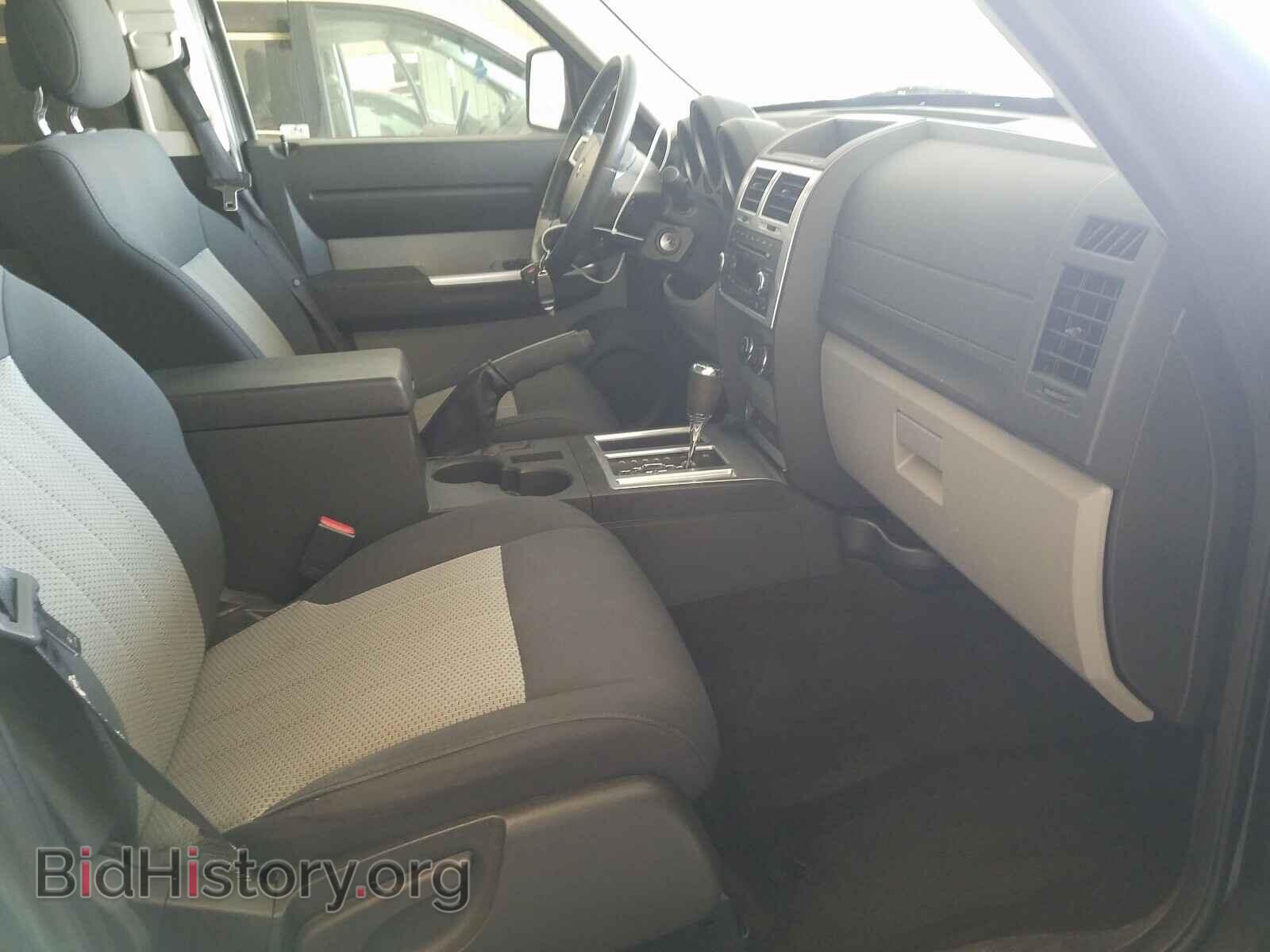 2010 DODGE NITRO - VIN: 1D4PT5GK7AW134659 - Photo 5