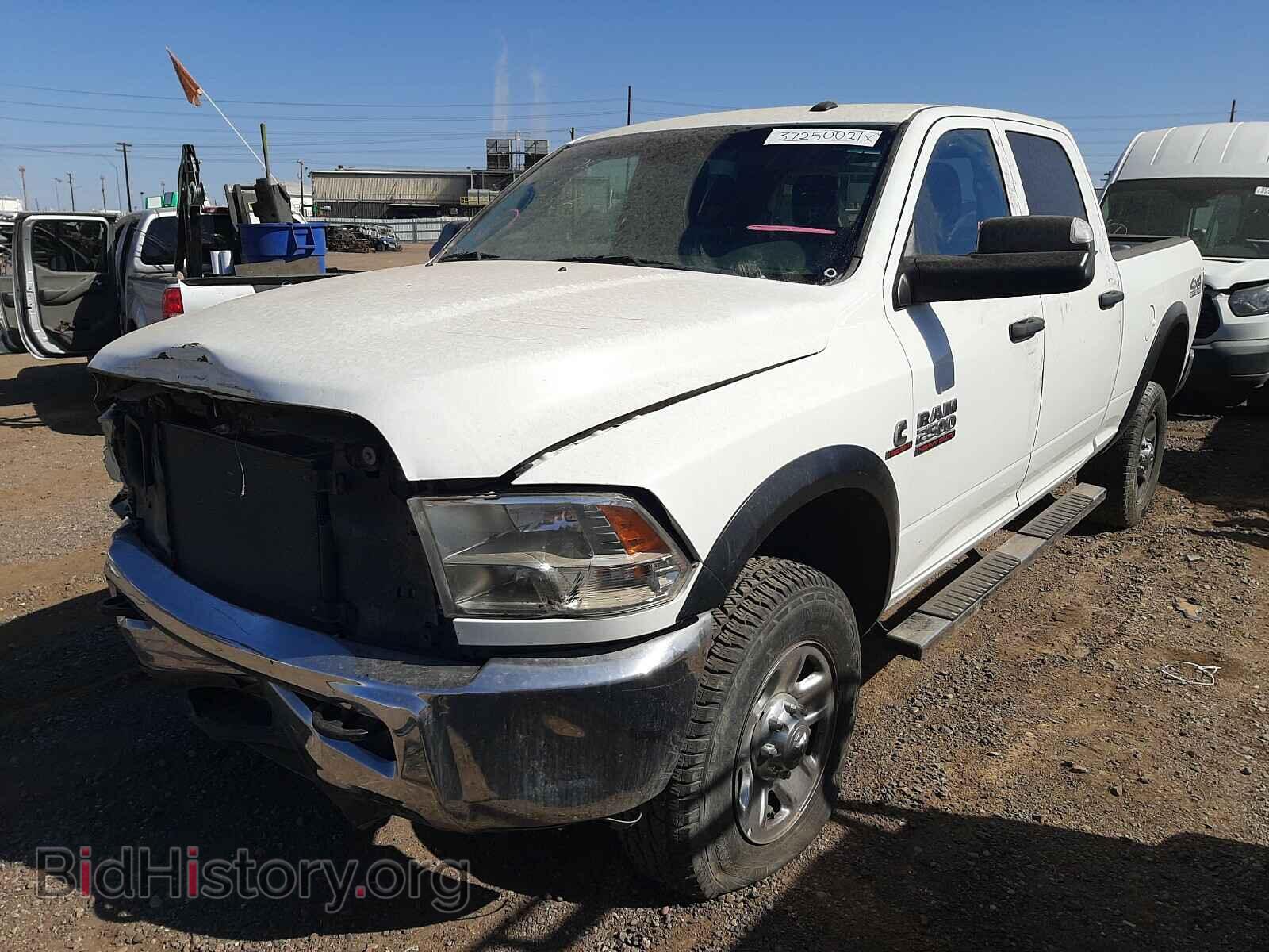 2018 RAM 2500 - VIN: 3C6UR5CLXJG317069 - Фото 2