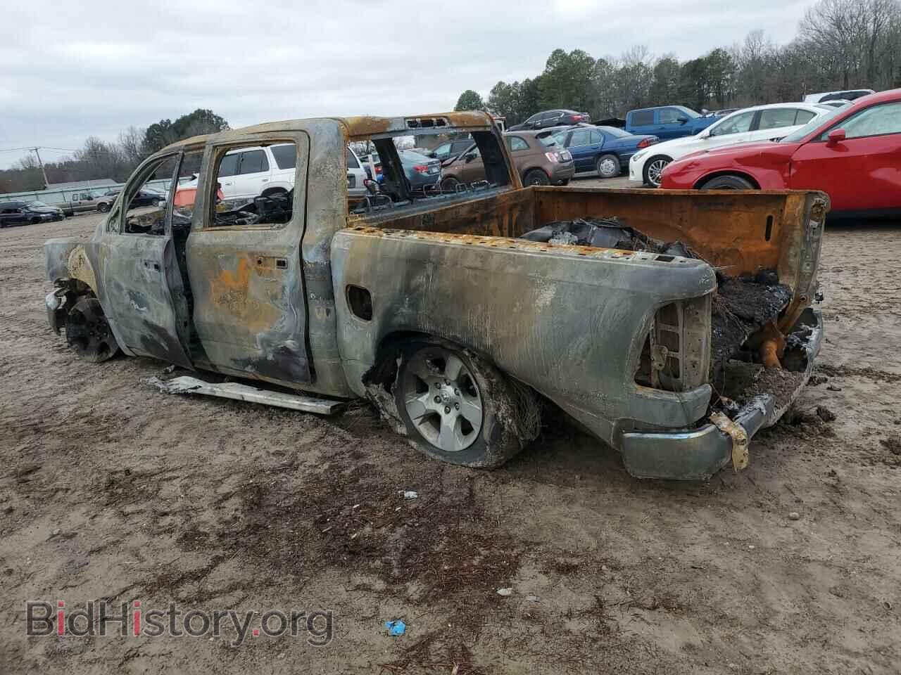 2019 RAM 1500 - VIN: 1C6SRFFT6KN552523 - Фото 2