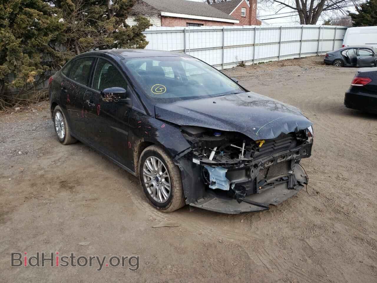 Photo 1FAHP3F23CL382994 - FORD FOCUS 2012
