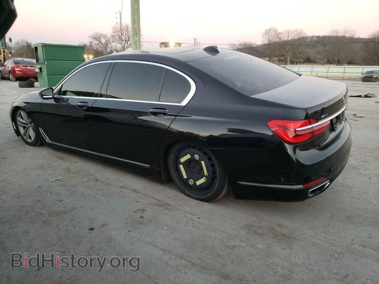 2017 BMW 7 SERIES - VIN: WBA7F2C36HG422921 - Фото 2