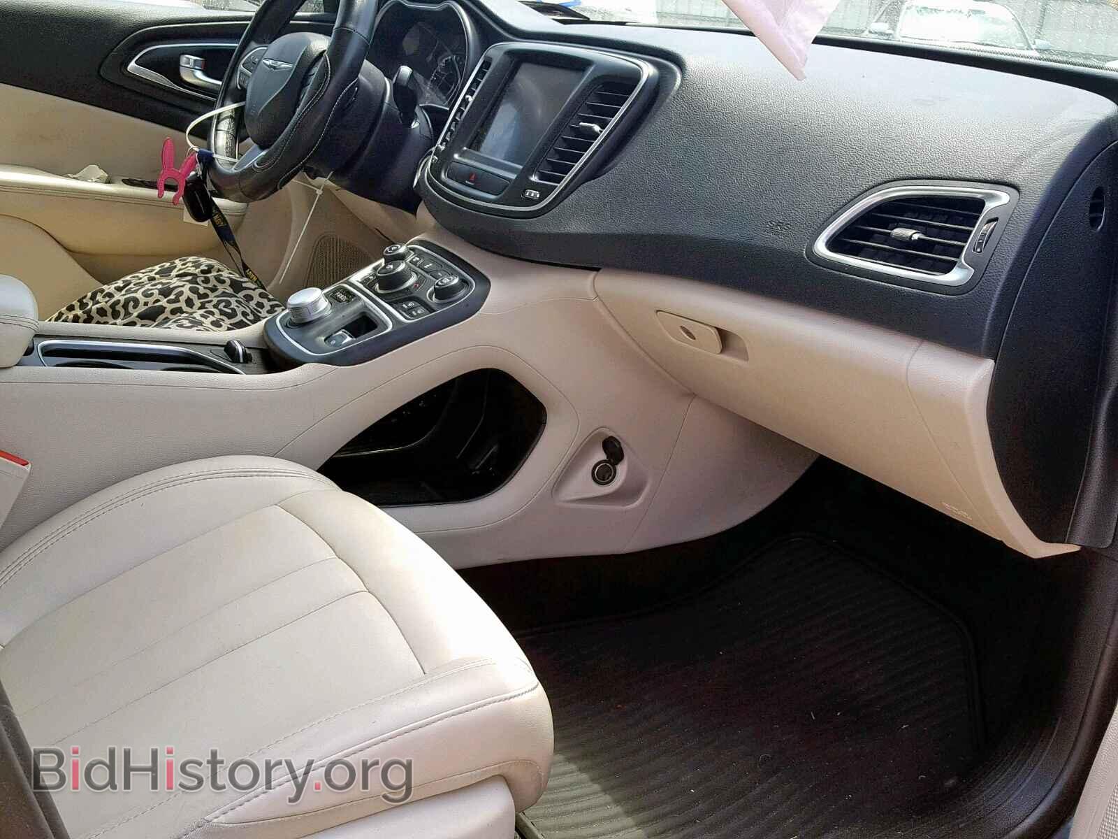 2016 CHRYSLER 200 - VIN: 1C3CCCAB7GN190709 - Фото 5