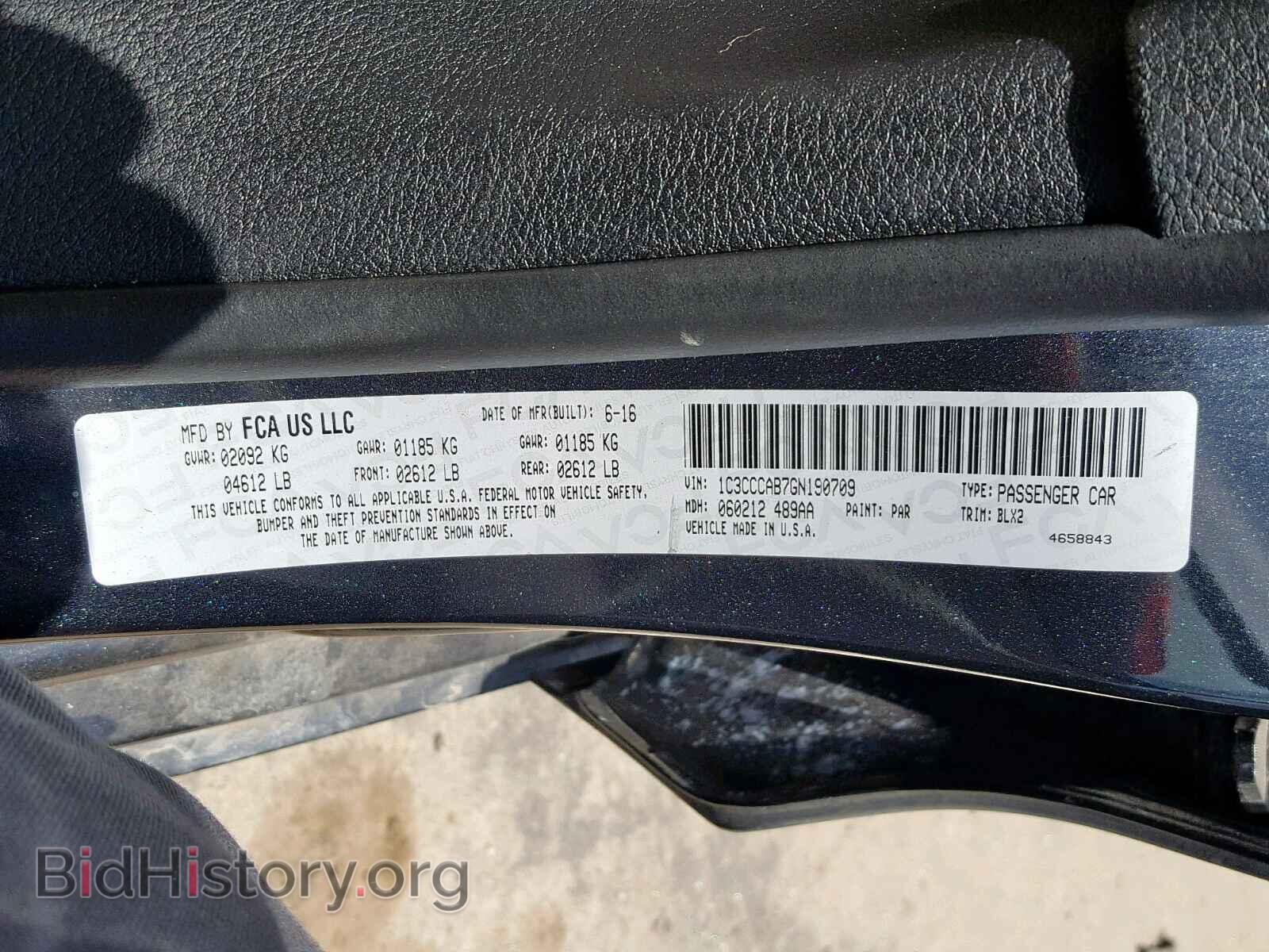 2016 CHRYSLER 200 - VIN: 1C3CCCAB7GN190709 - Фото 10