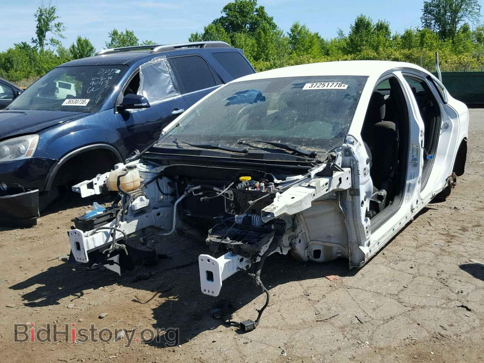 2015 CHRYSLER 200 - VIN: 1C3CCCAB7FN502042 - Фото 2
