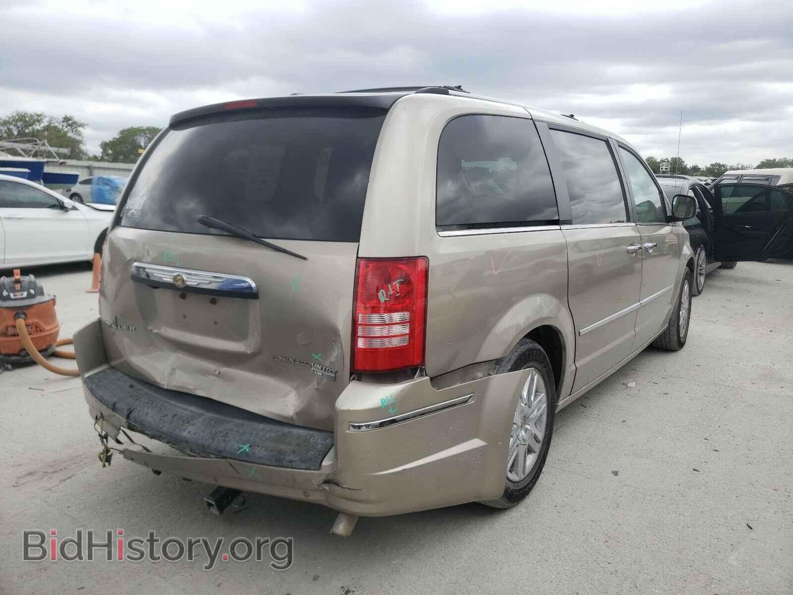 2009 CHRYSLER MINIVAN - VIN: 2A8HR64X39R624907 - Фото 4