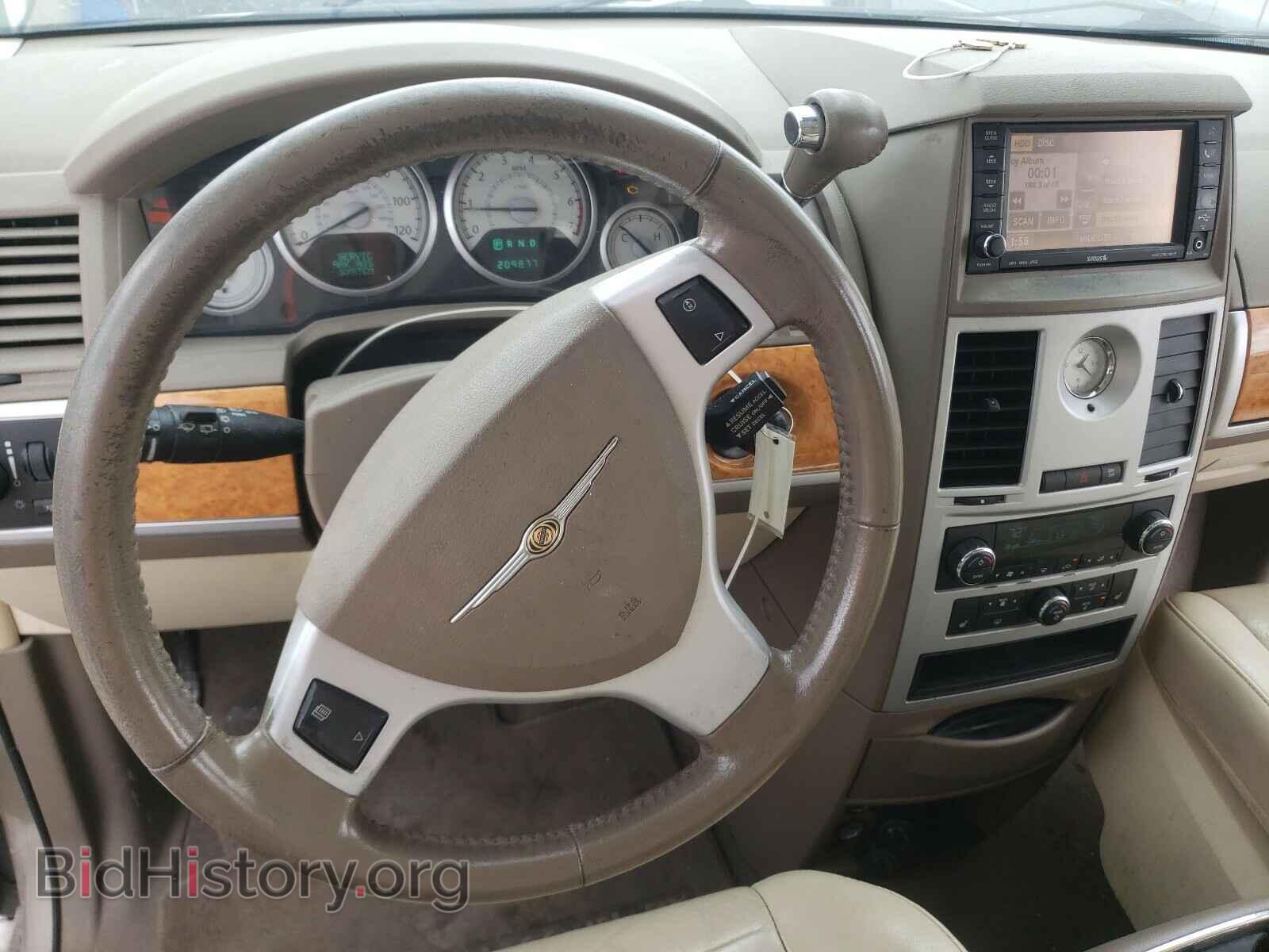 2009 CHRYSLER MINIVAN - VIN: 2A8HR64X39R624907 - Фото 9