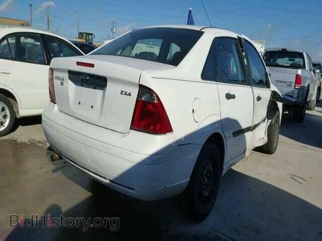2006 FORD FOCUS - VIN: 1FAFP34NX6W252623 - Фото 4