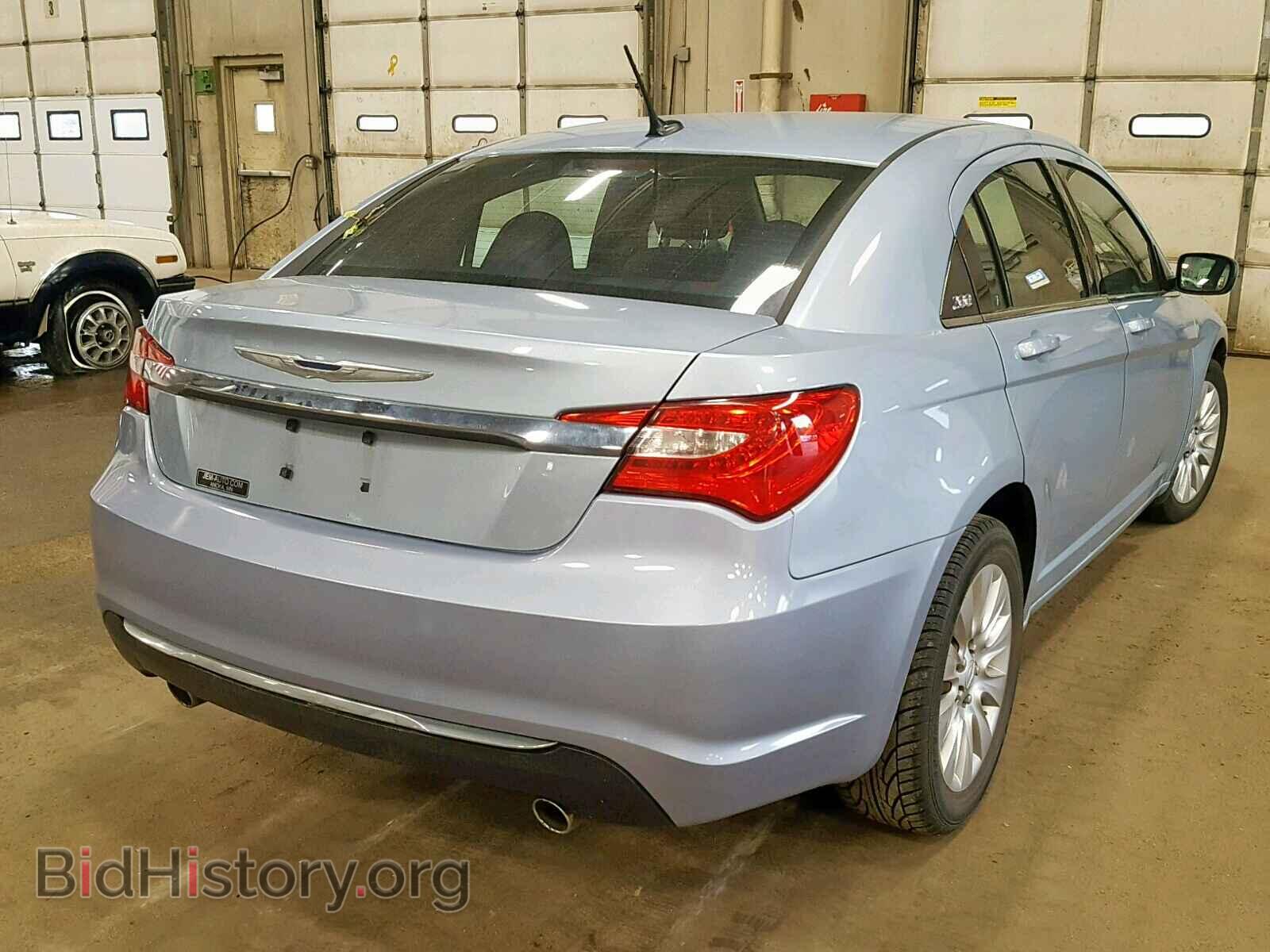 2013 CHRYSLER 200 - VIN: 1C3CCBAG2DN721932 - Photo 4