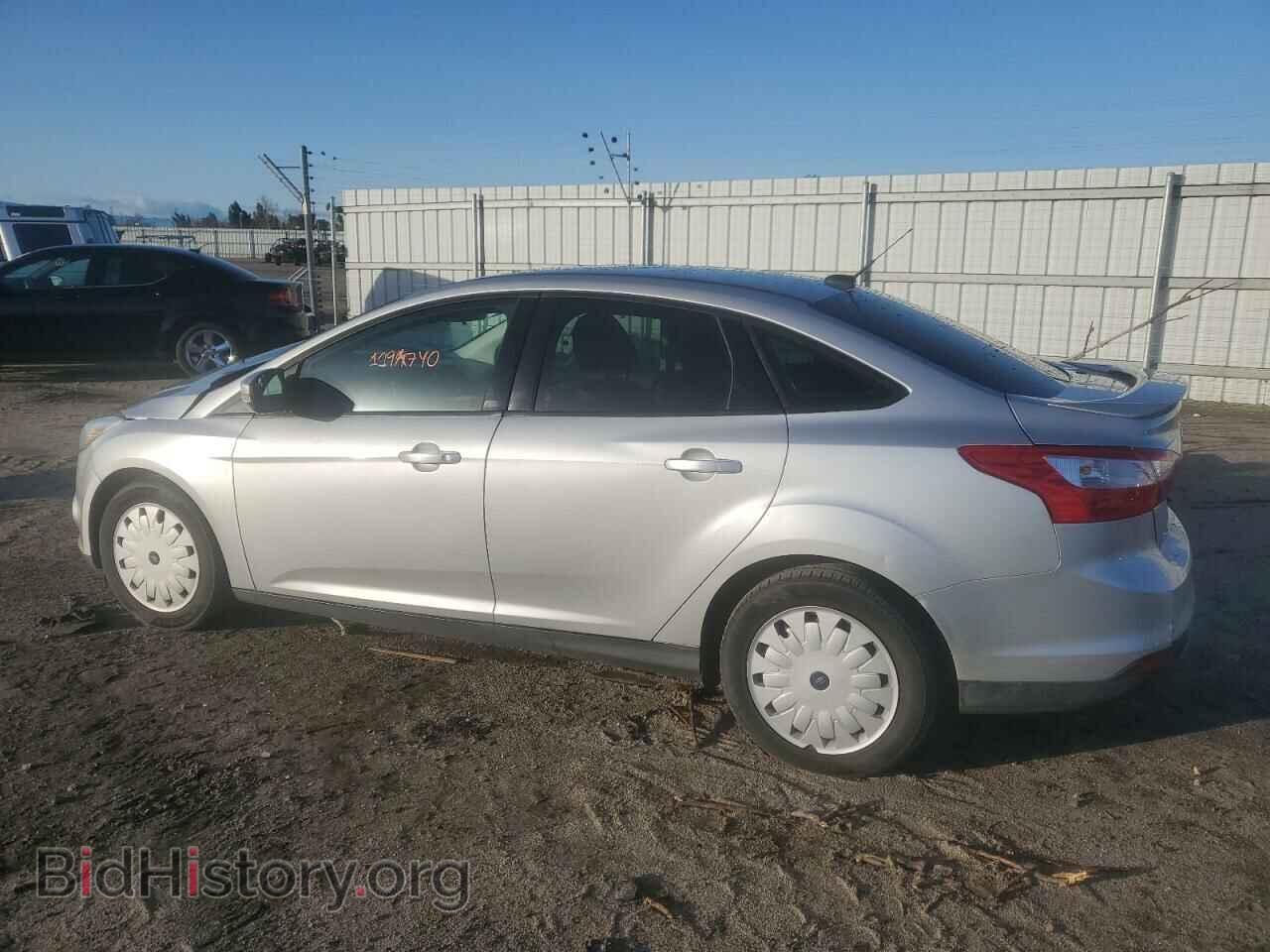2013 FORD FOCUS - VIN: 1FADP3F27DL158921 - Фото 2