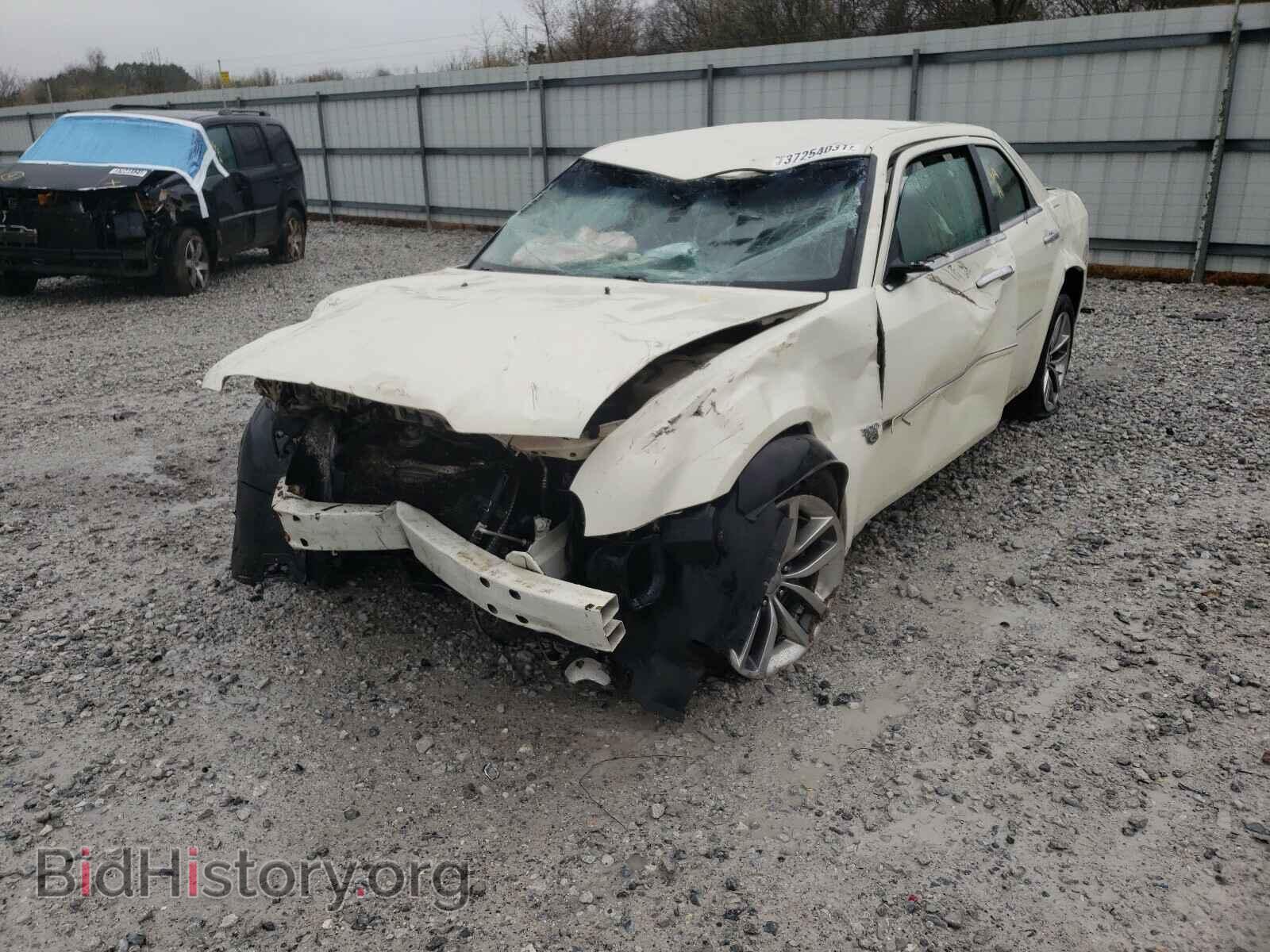 2007 CHRYSLER 300 - VIN: 2C3KA63H17H858632 - Фото 2