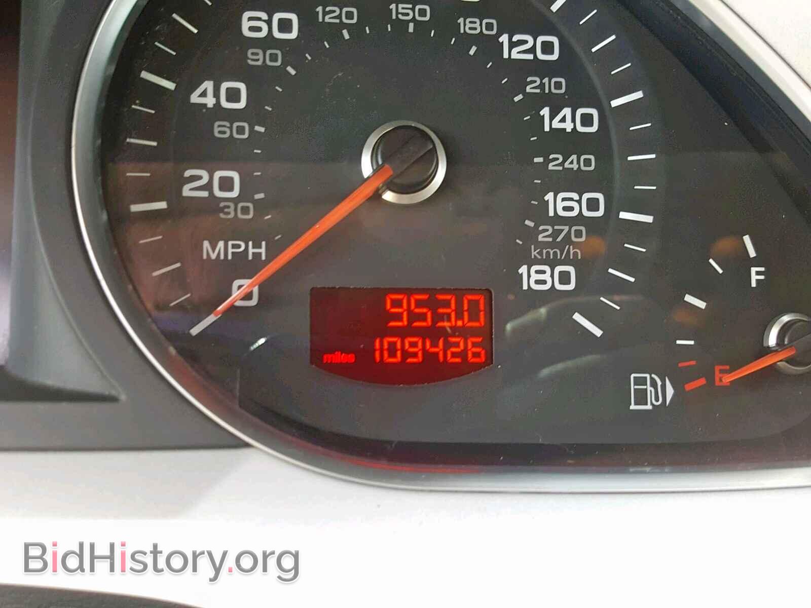 2010 AUDI A6 - VIN: WAUKGAFB1AN050748 - Фото 8