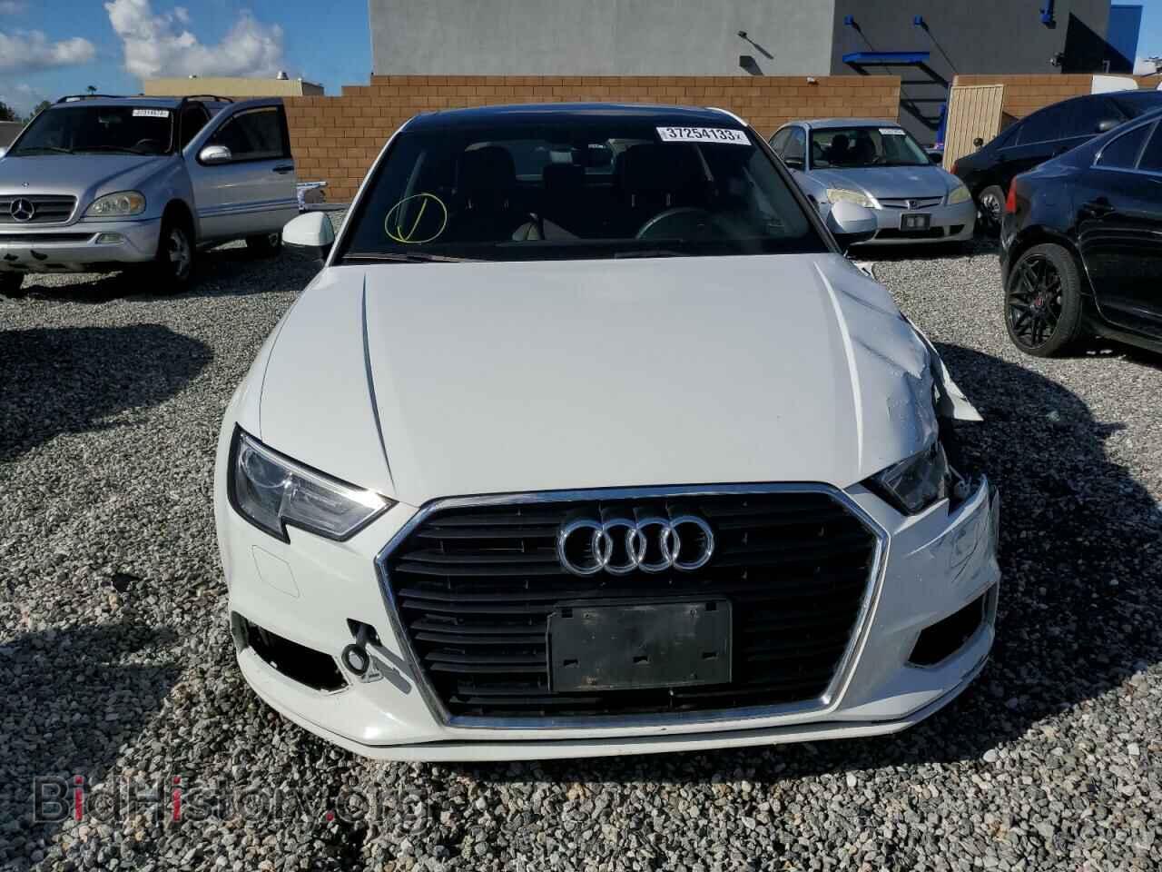 2018 AUDI A3 - VIN: WAUAUHFF0J1055253 - Фото 5