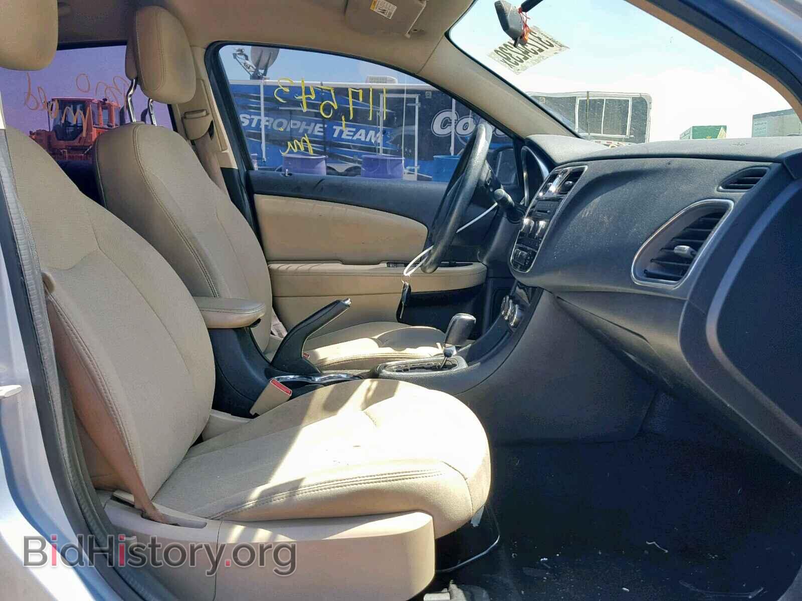 2013 CHRYSLER 200 - VIN: 1C3CCBAB3DN698245 - Фото 5