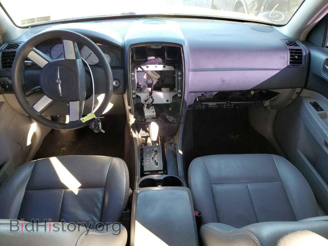 2007 CHRYSLER 300 - VIN: 2C3KA43R27H609298 - Фото 8
