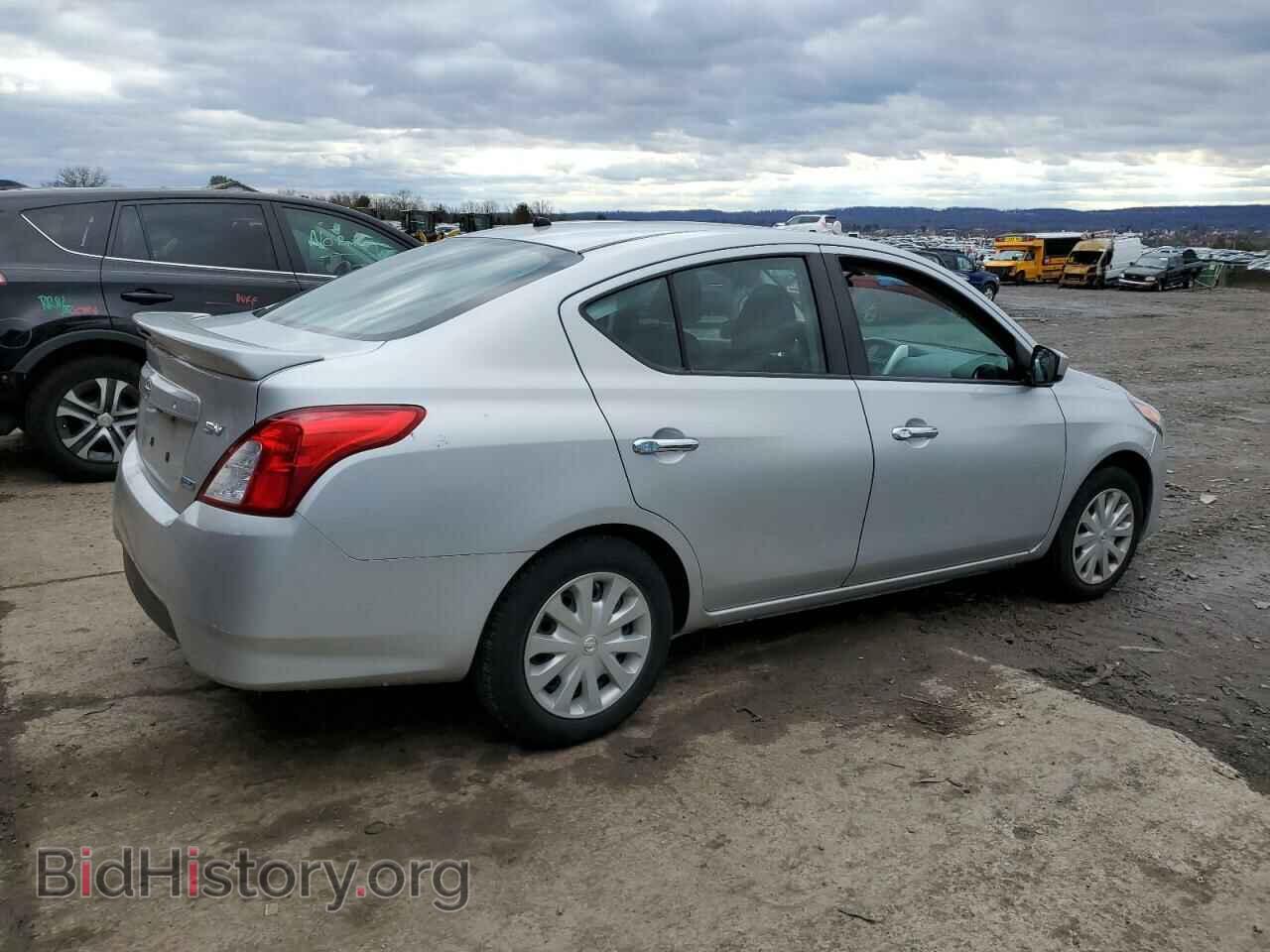 2016 NISSAN VERSA - VIN: 3N1CN7AP1GL887935 - Фото 3