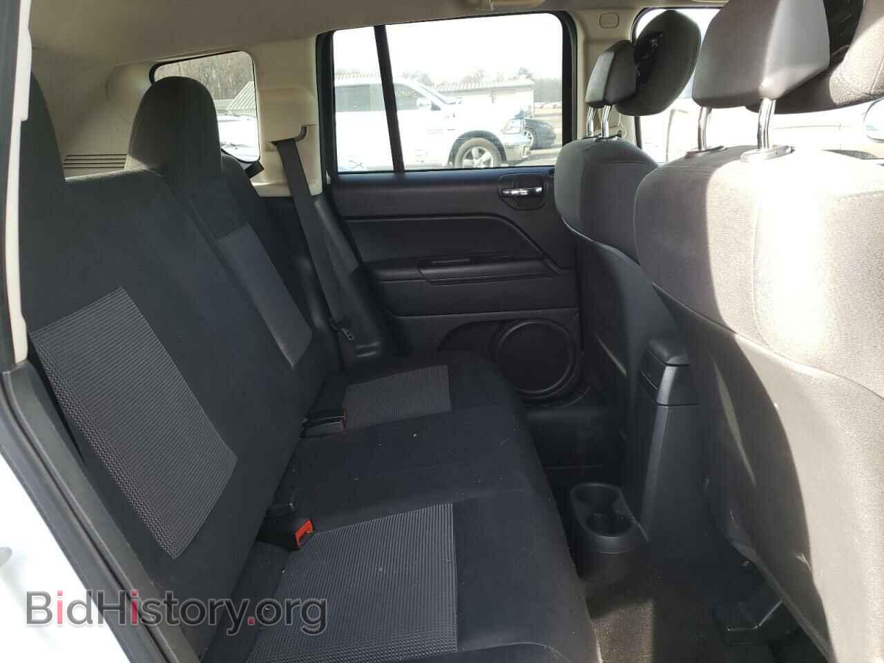 2012 JEEP COMPASS - VIN: 1C4NJCBB8CD580002 - Photo 6