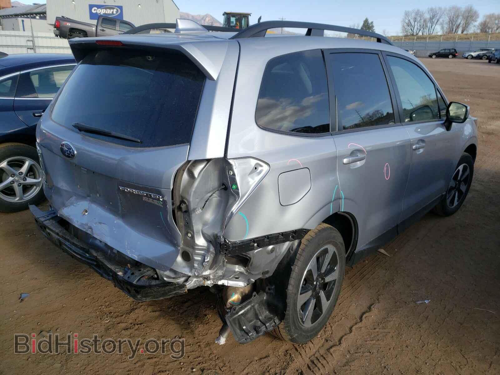2017 SUBARU FORESTER - VIN: JF2SJAEC5HH480923 - Фото 4