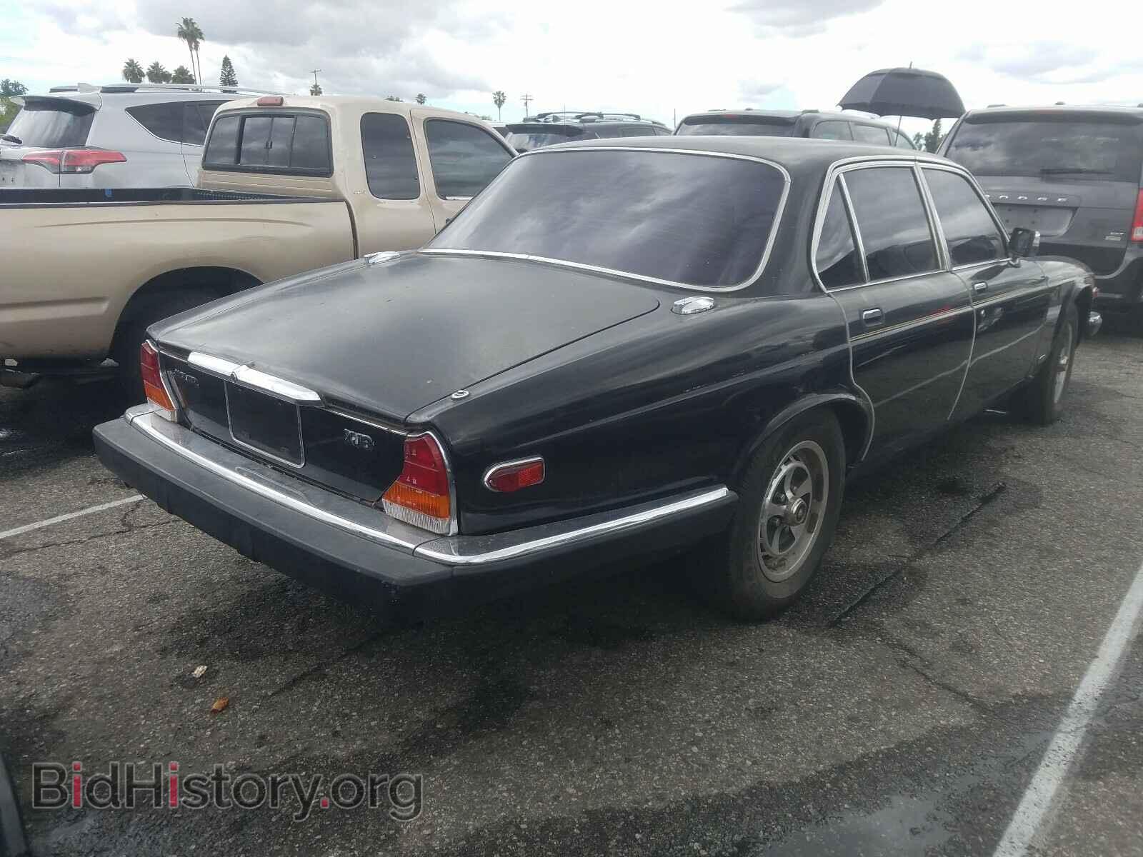1985 JAGUAR XJ6 - VIN: SAJAV1348FC415621 - Фото 4