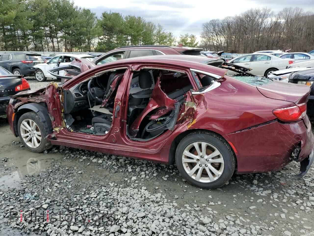 2015 CHRYSLER 200 - VIN: 1C3CCCAB3FN758128 - Photo 2