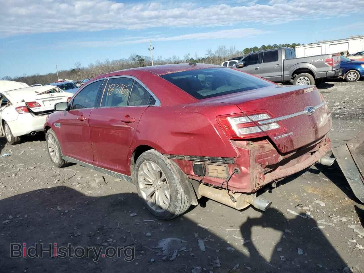 2013 FORD TAURUS - VIN: 1FAHP2F82DG131165 - Фото 2