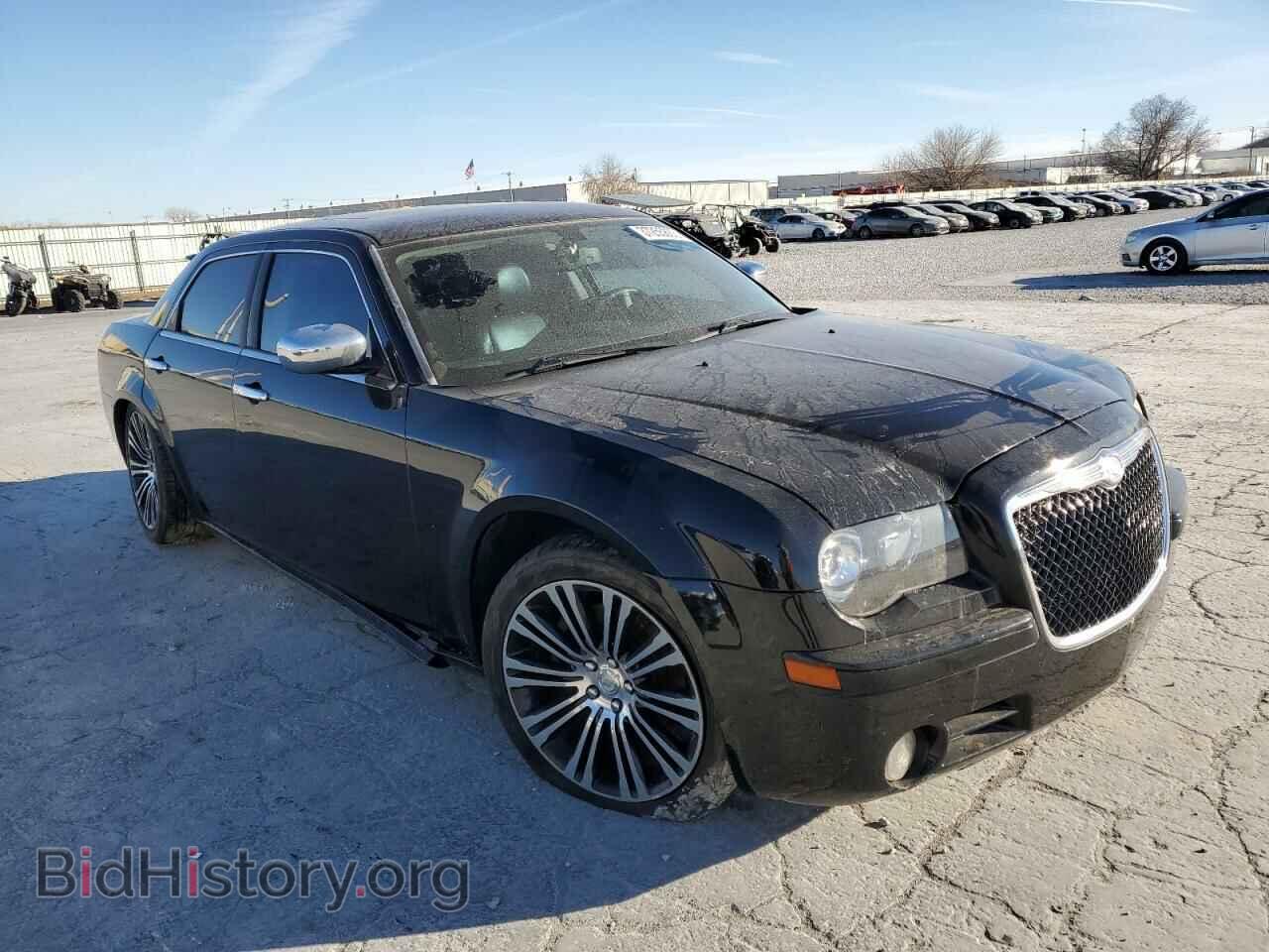 2010 CHRYSLER 300 - VIN: 2C3CA2CV5AH329047 - Фото 4