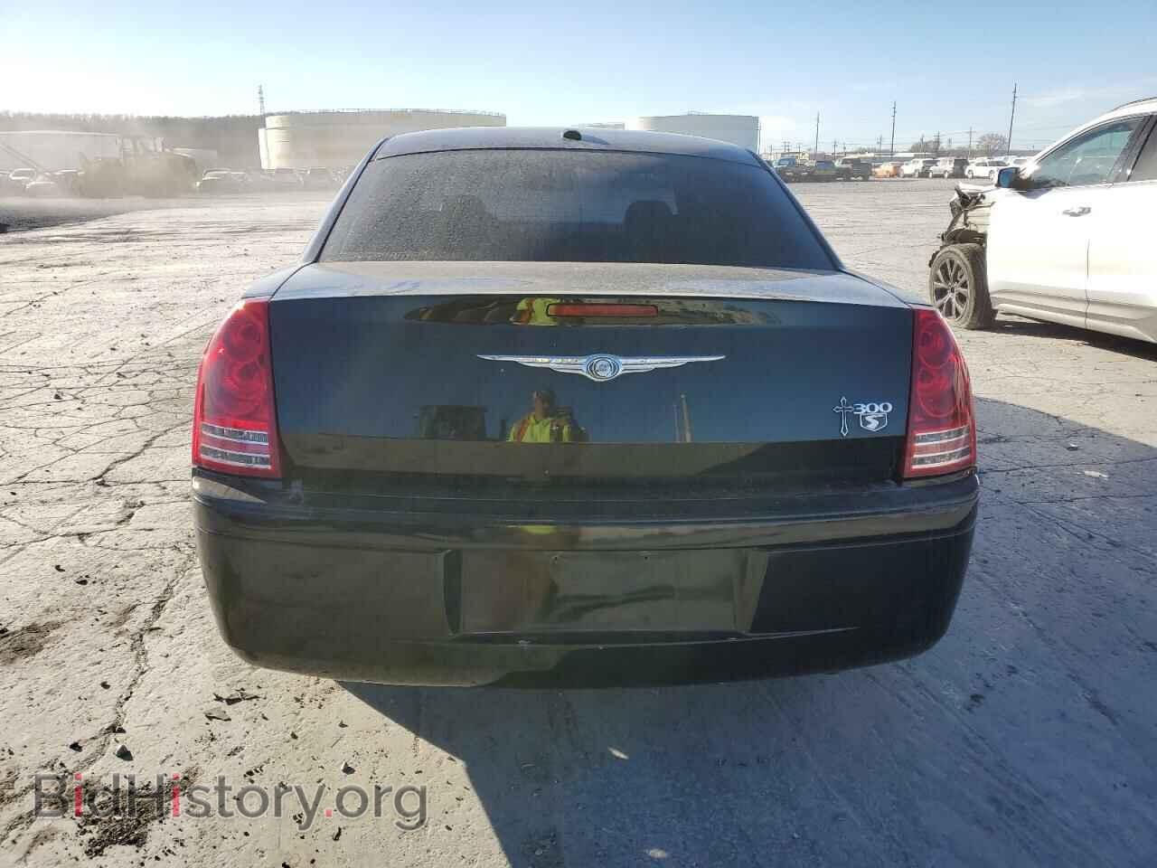 2010 CHRYSLER 300 - VIN: 2C3CA2CV5AH329047 - Фото 6