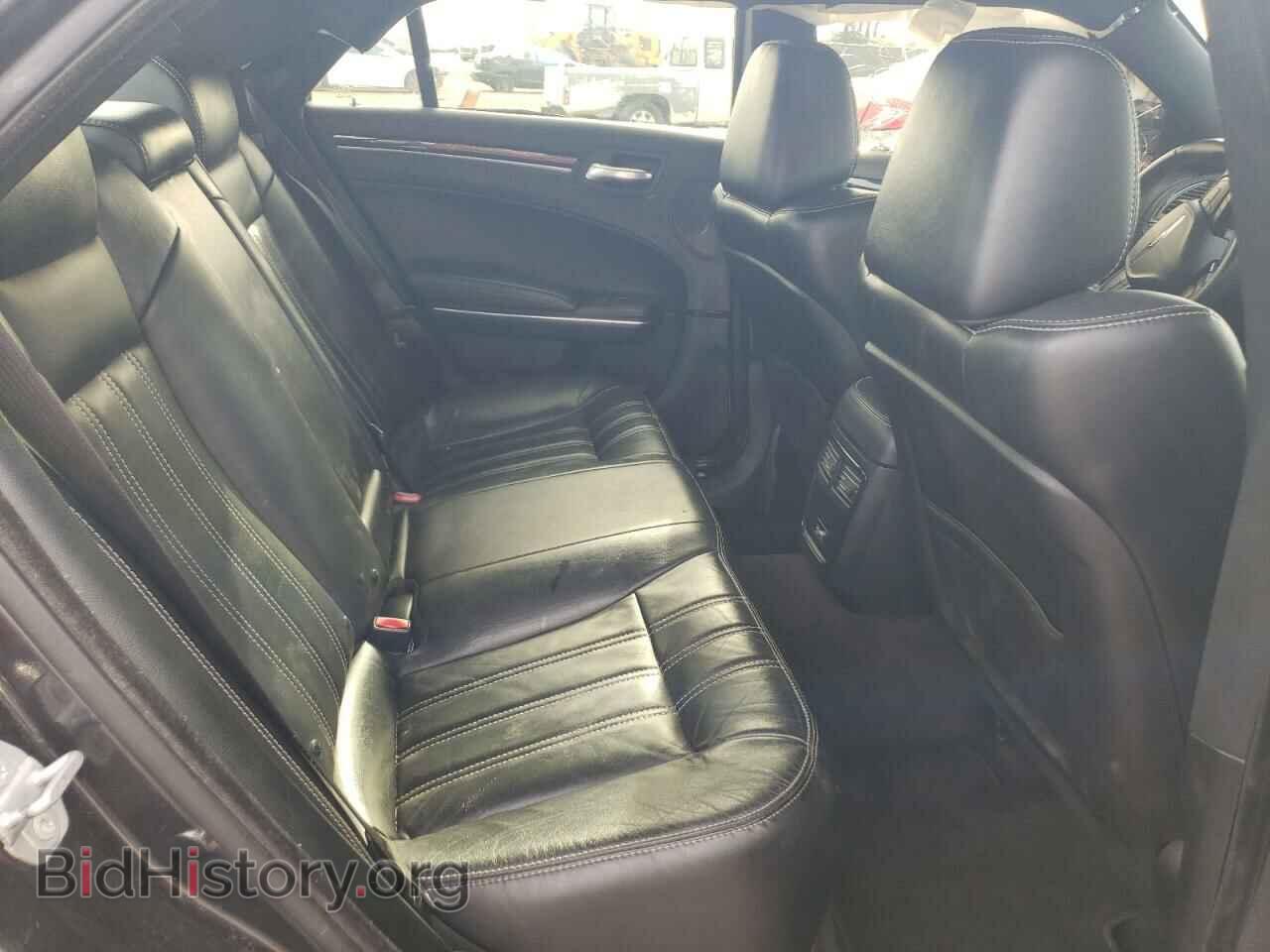 2018 CHRYSLER 300 - VIN: 2C3CCABG3JH313856 - Фото 10