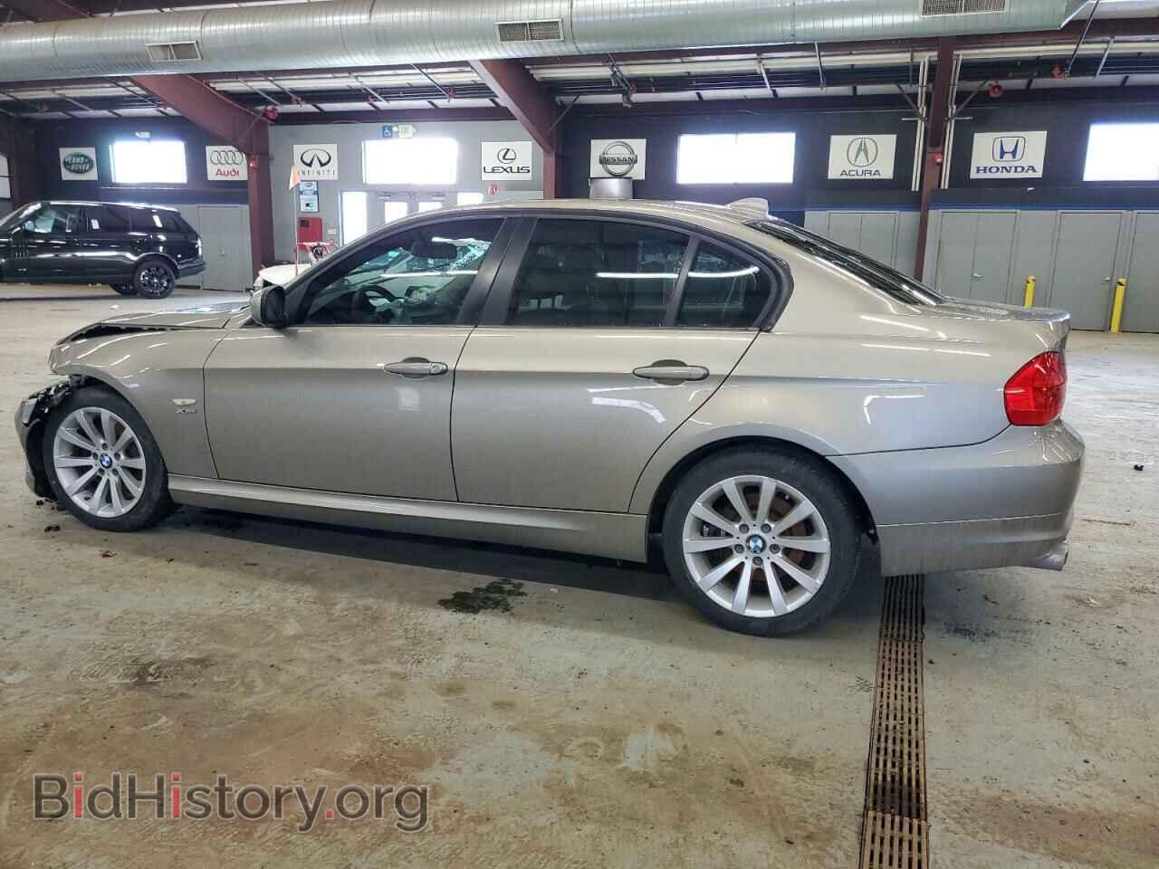 2011 BMW 3 SERIES - VIN: WBAPK7C58BF086096 - Фото 2