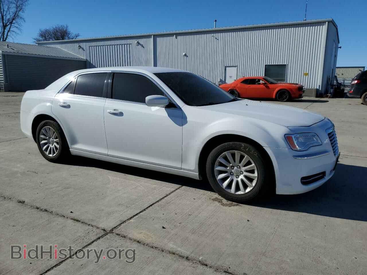 2014 CHRYSLER 300 - VIN: 2C3CCAAG1EH287216 - Фото 4