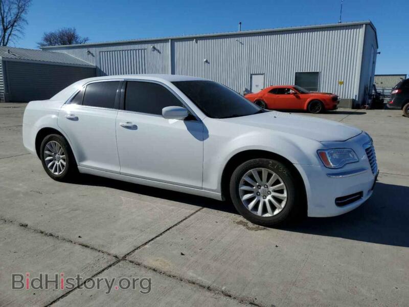 2014 Chrysler 300 (VIN 2C3CCAAG1EH287216) — photo 4 of 12