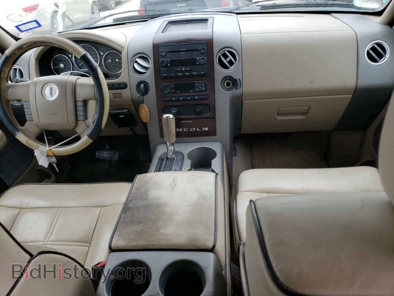 2006 LINCOLN MARK LT - VIN: 5LTPW18596FJ24192 - Фото 8