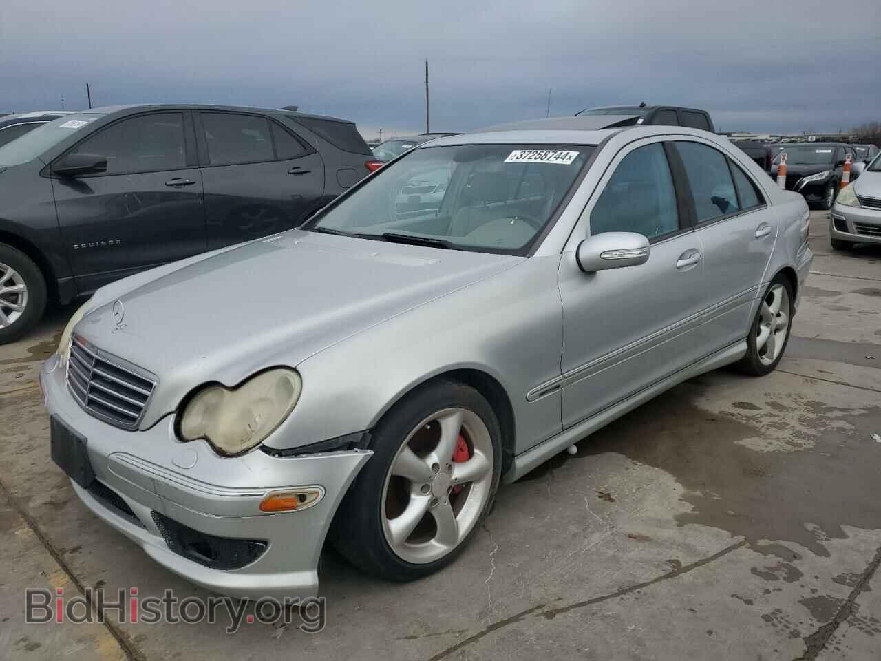 Photo WDBRF52H16F765812 - MERCEDES-BENZ C-CLASS 2006