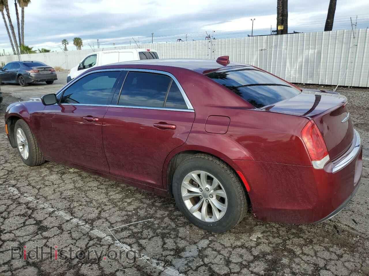 2016 CHRYSLER 300 - VIN: 2C3CCAAG1GH219534 - Фото 2