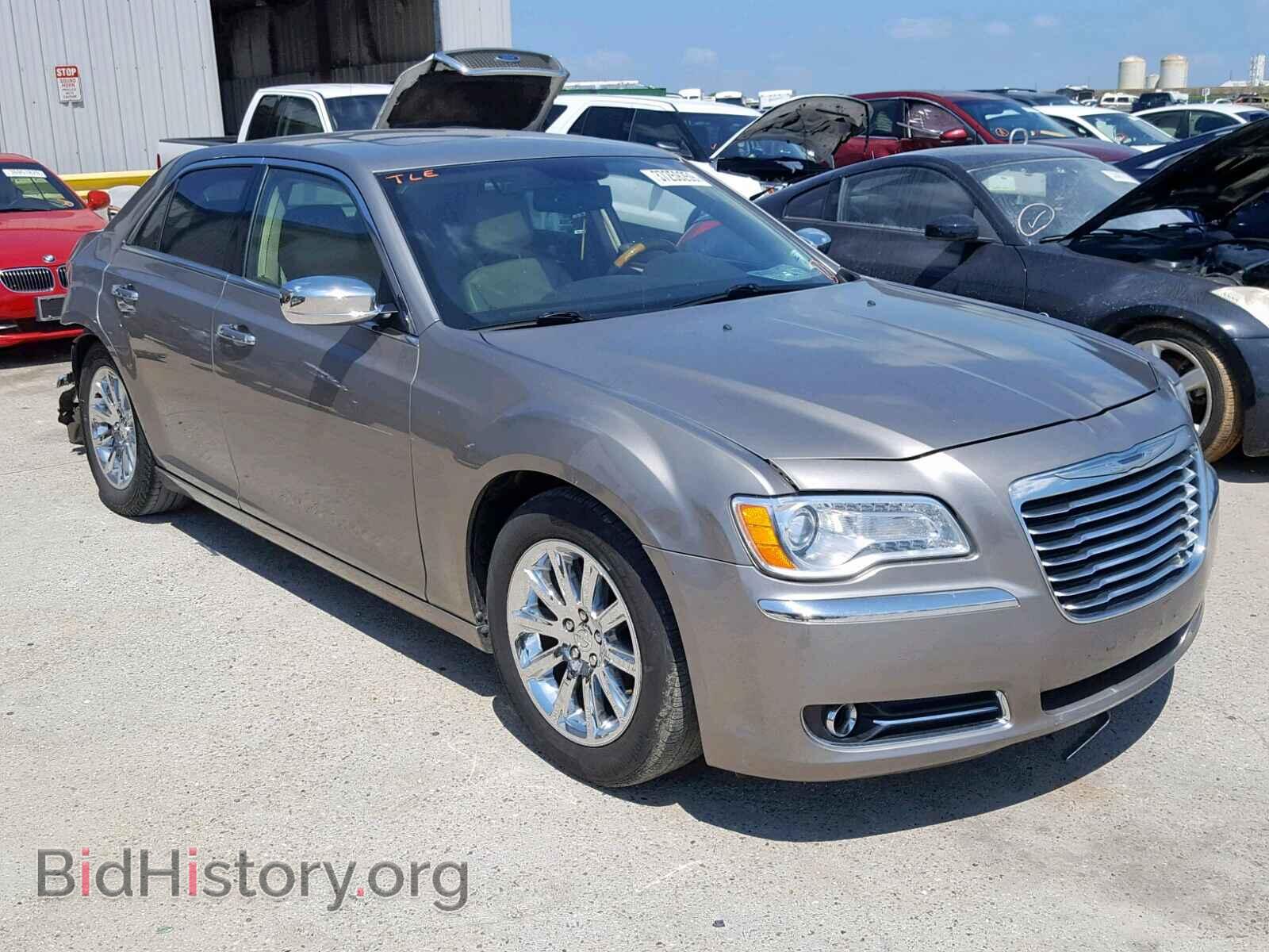 Фотография 2C3CCAEG3EH280259 - CHRYSLER 300 2014