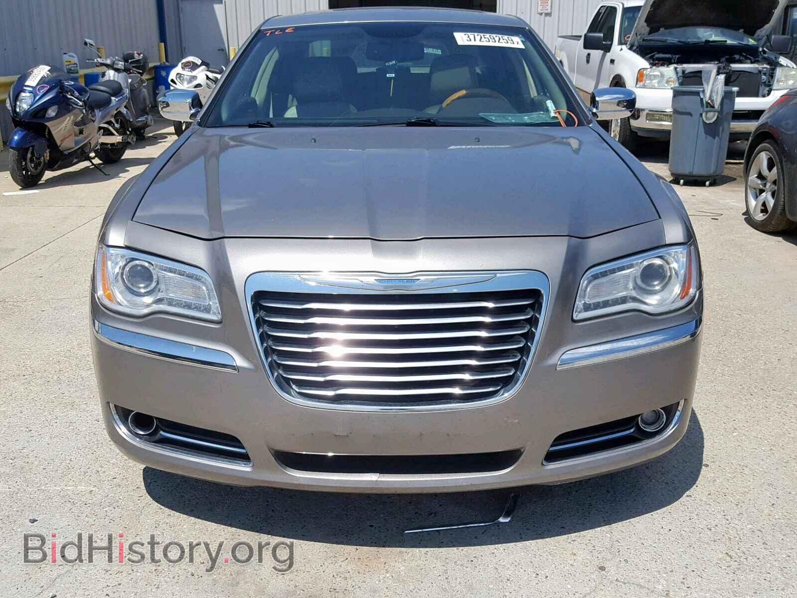 2014 CHRYSLER 300 - VIN: 2C3CCAEG3EH280259 - Фото 9
