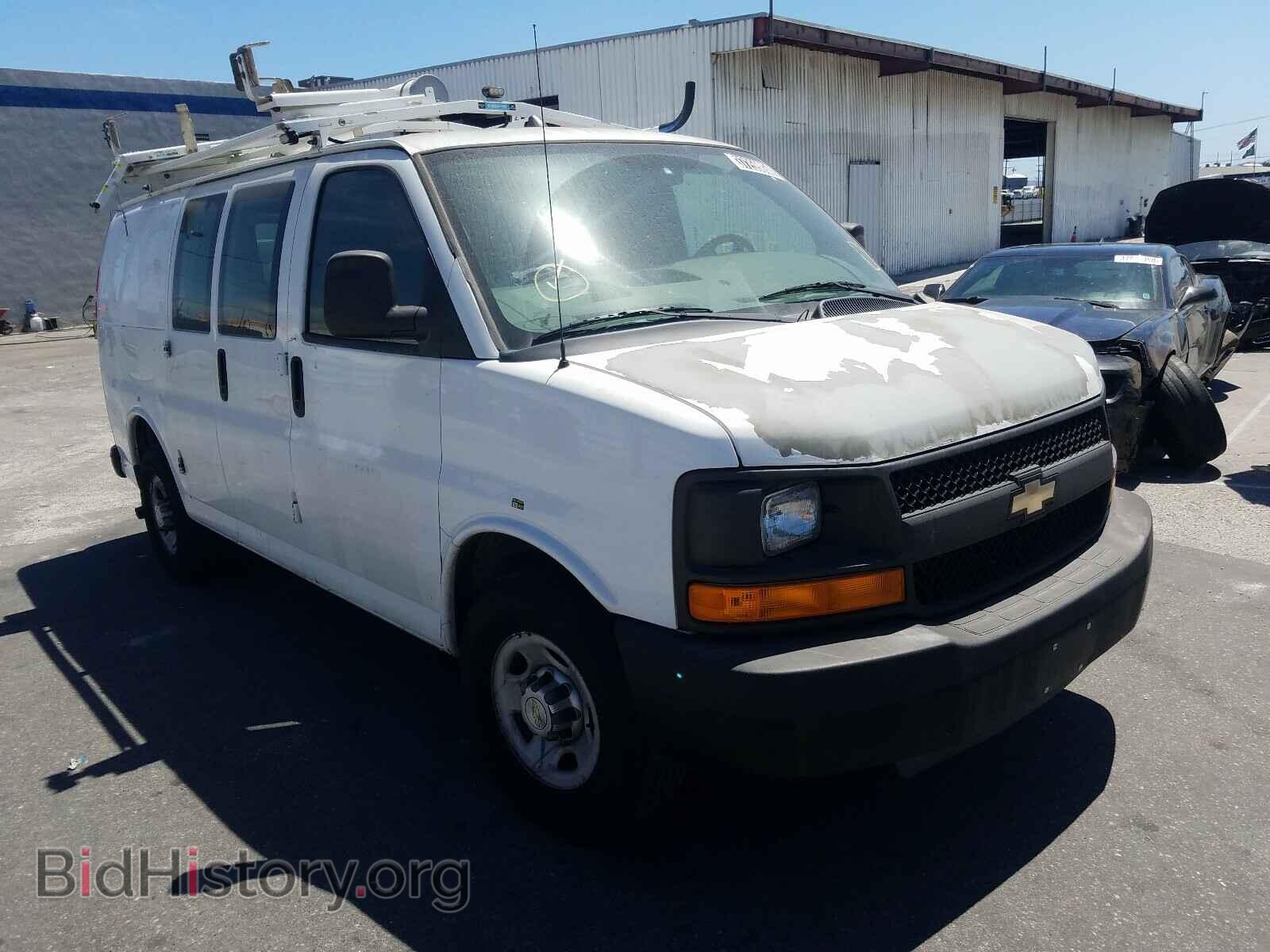 Photo 1GCWGFCB4C1123904 - CHEVROLET EXPRESS 2012