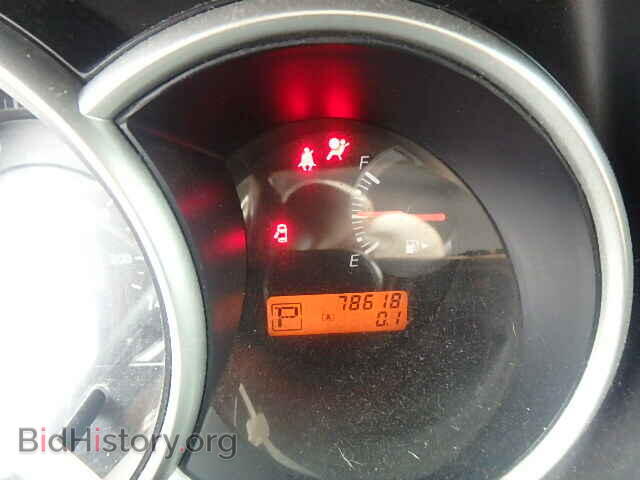 2010 NISSAN VERSA - VIN: 3N1BC1AP2AL378099 - Фото 8