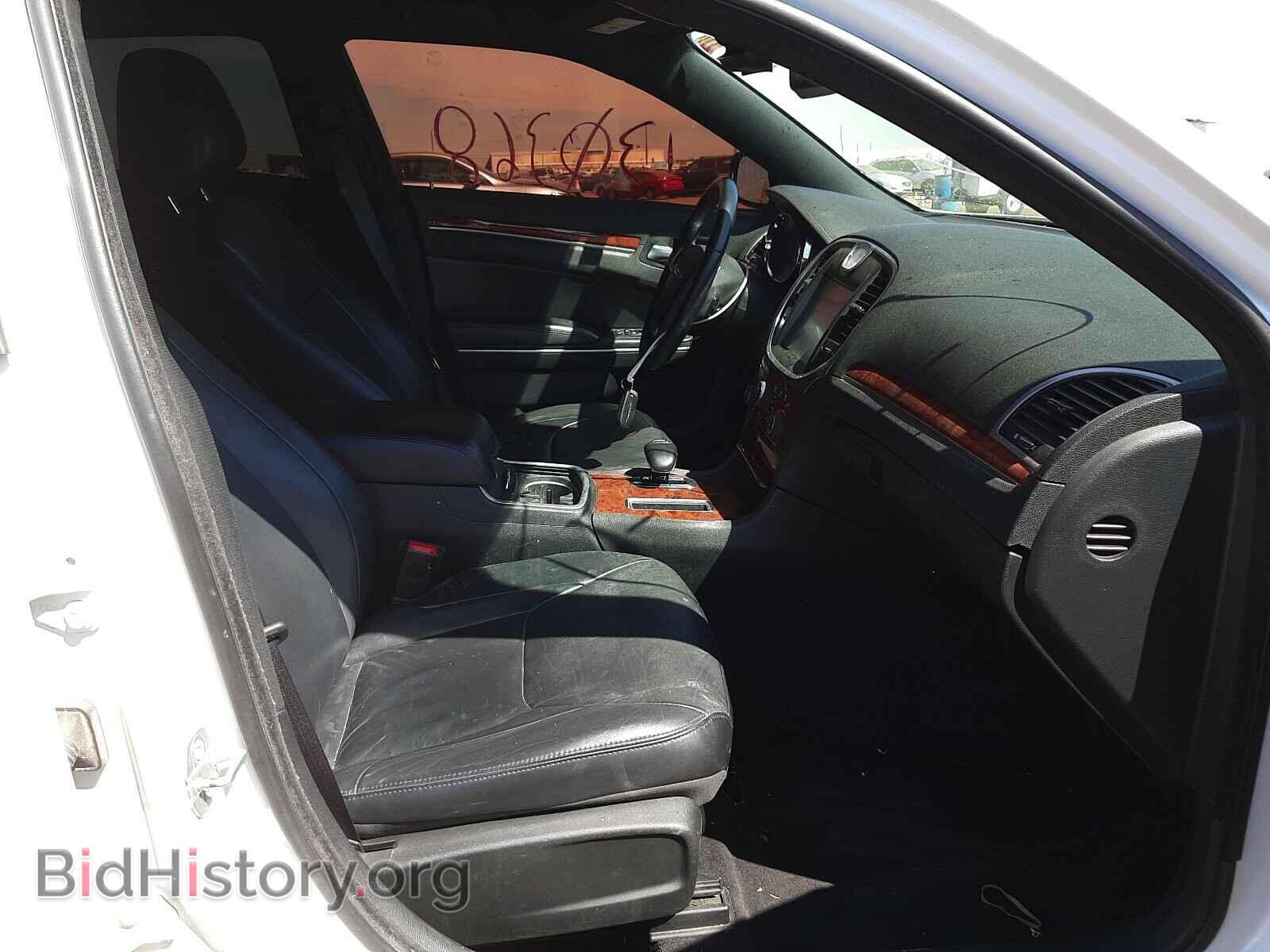 2014 CHRYSLER 300 - VIN: 2C3CCAAG6EH228842 - Фото 5