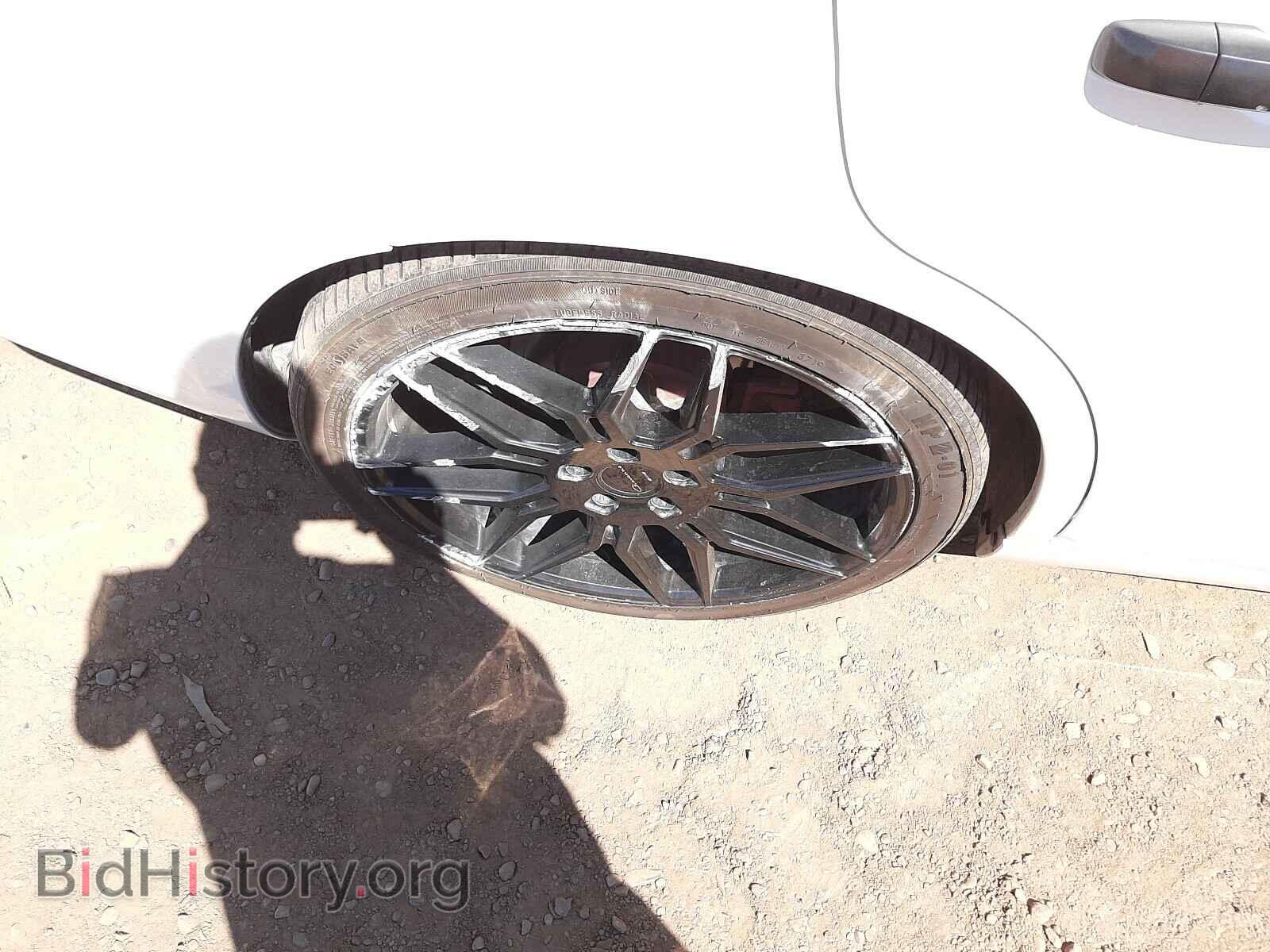 2014 CHRYSLER 300 - VIN: 2C3CCAAG6EH228842 - Фото 9