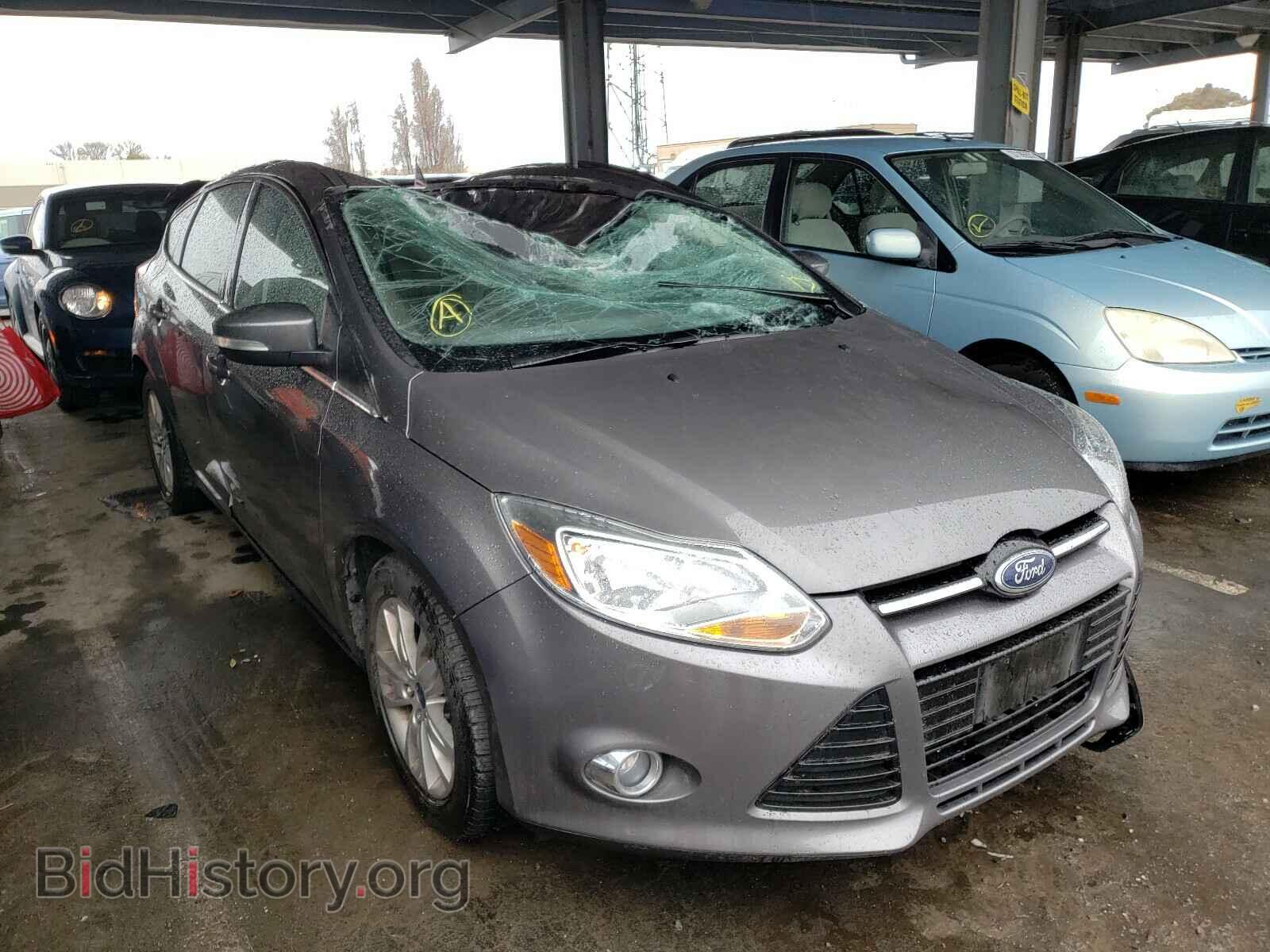 Фотография 1FAHP3M21CL477816 - FORD FOCUS 2012
