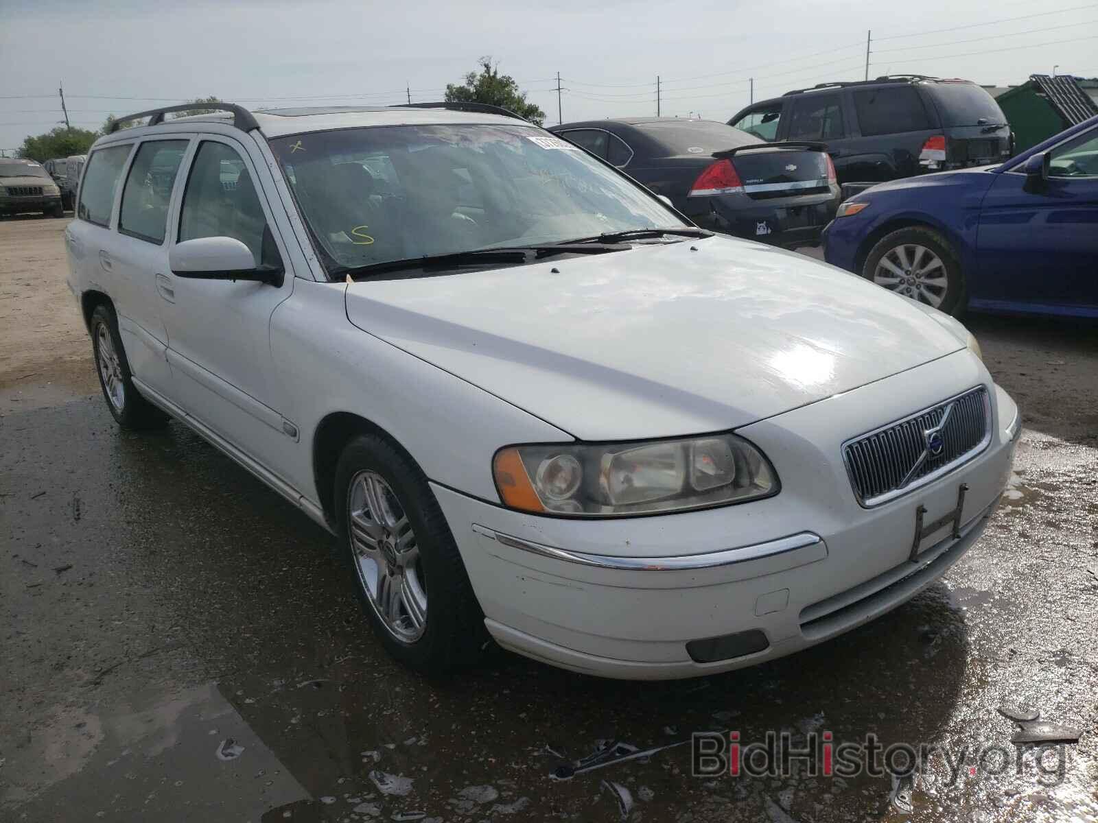 Фотография YV1SW592362592851 - VOLVO V70 2006