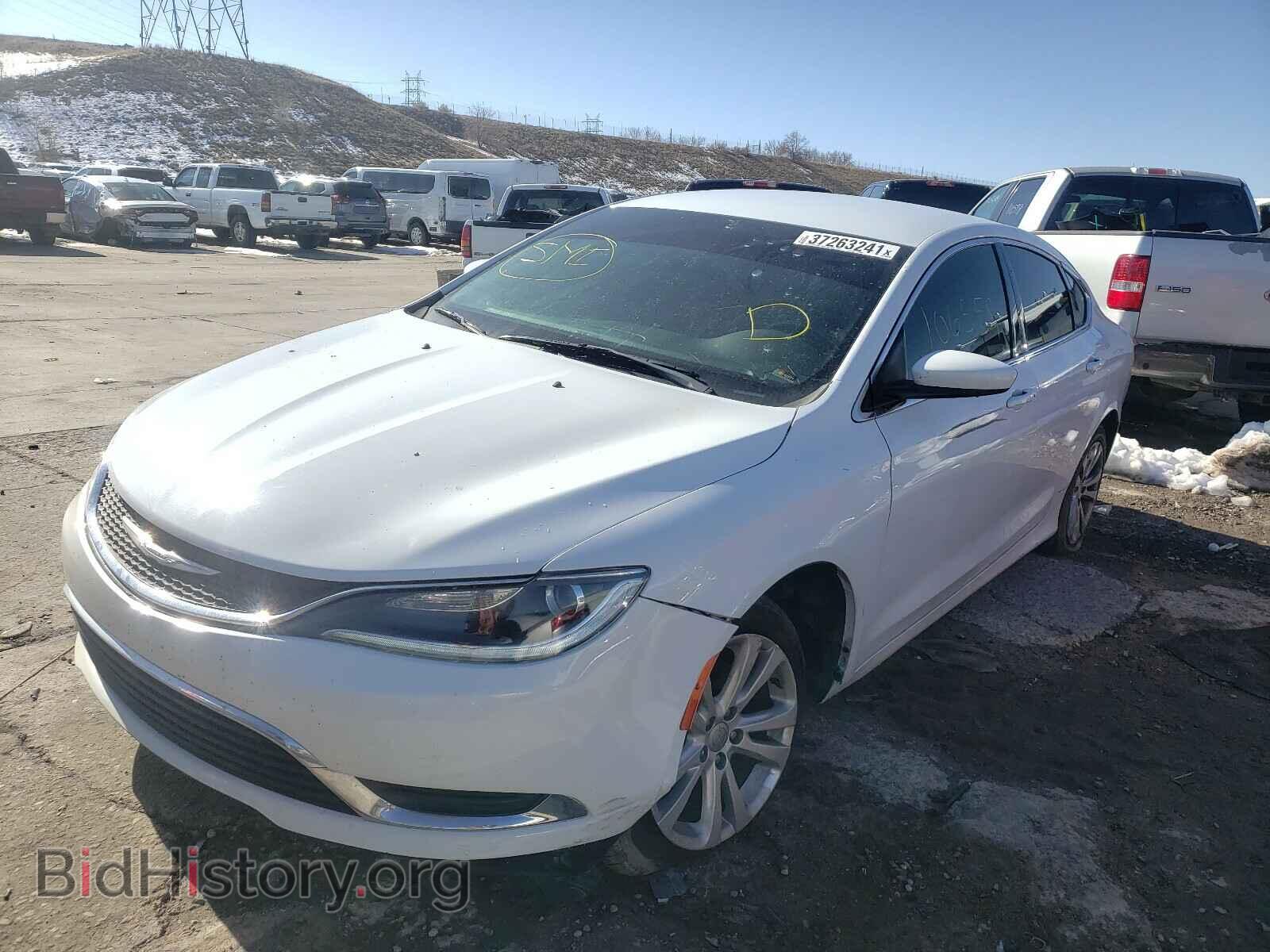 2015 CHRYSLER 200 - VIN: 1C3CCCAB0FN720453 - Фото 2