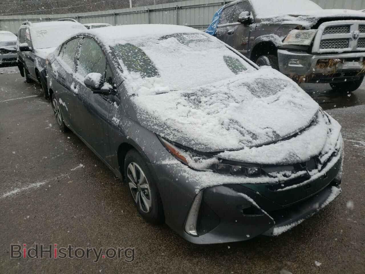 Фотография JTDKARFPXH3000435 - TOYOTA PRIUS 2017