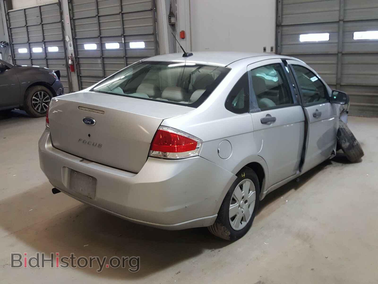 2009 FORD FOCUS - VIN: 1FAHP34N79W199795 - Фото 4