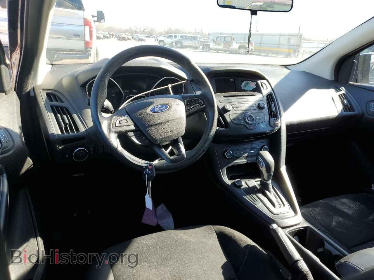 2017 FORD FOCUS - VIN: 1FADP3F26HL251421 - Photo 8