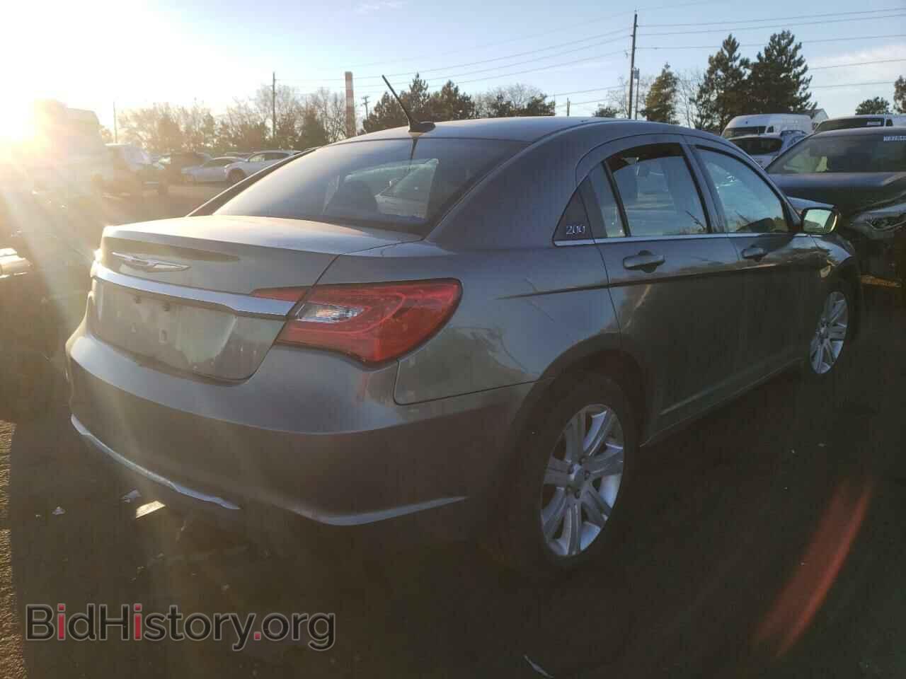 2013 CHRYSLER 200 - VIN: 1C3CCBAB4DN671992 - Фото 4