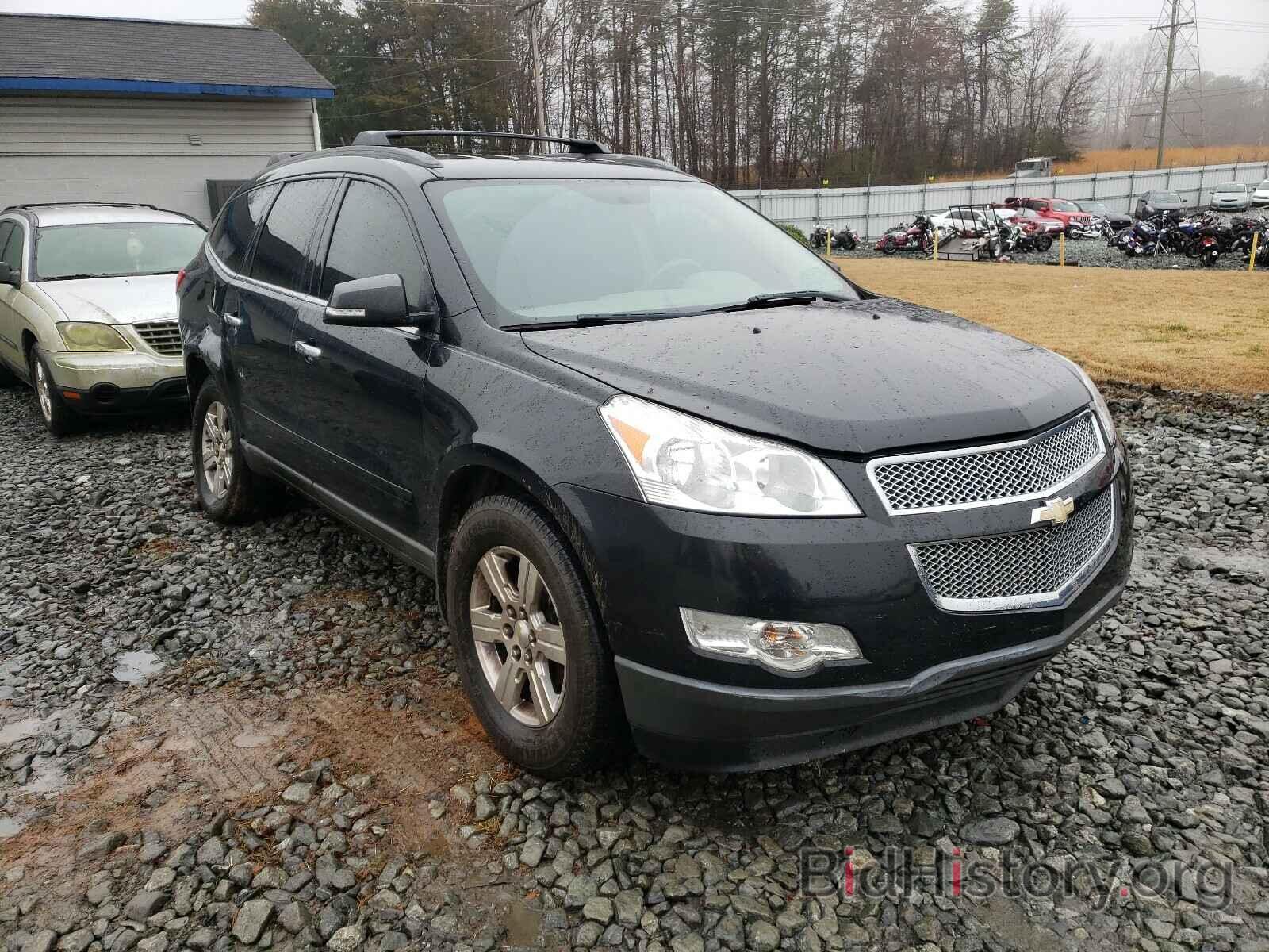 Photo 1GNKRGED4BJ386431 - CHEVROLET TRAVERSE 2011